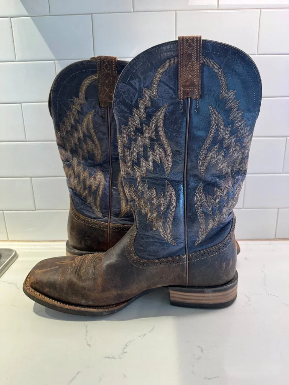 Ariat Tycoon Western Boots Mens 12EE Extra Wide Square Toe Brown Dark Blue Leath